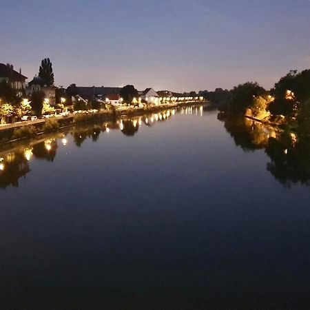 Ap101 Disneyland A 15 Min En Voiture, Lagny Au Coeur De Centre Ville, 30 Min A Paris En Voiture Екстер'єр фото